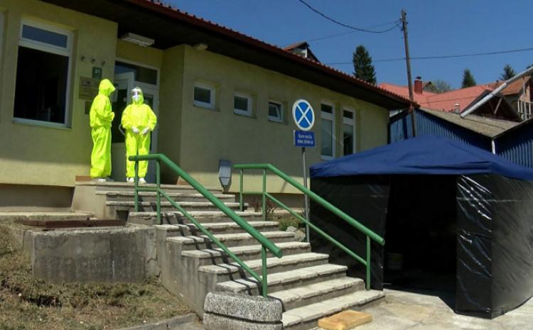 U RS preminulo 18 osoba, koronom zaraženo još 296 osoba