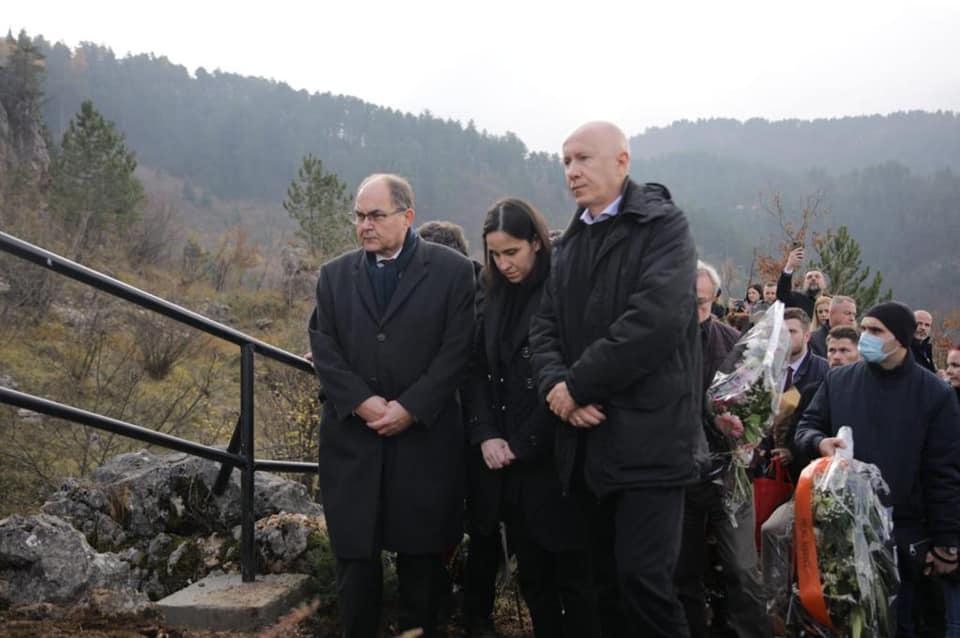 Karić o spomeniku na Kazanima: Namjera nam je da prenosimo istinu