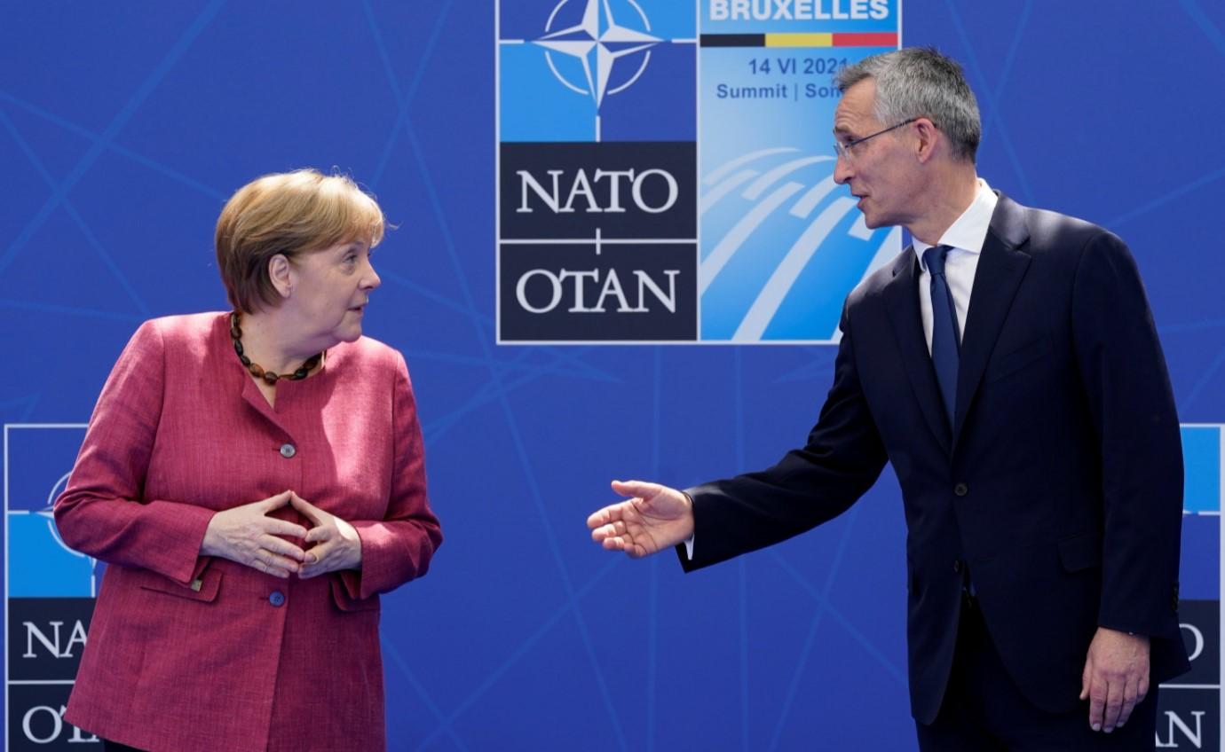 Angela Merkel i Jens Stoltenberg u Berlinu - Avaz