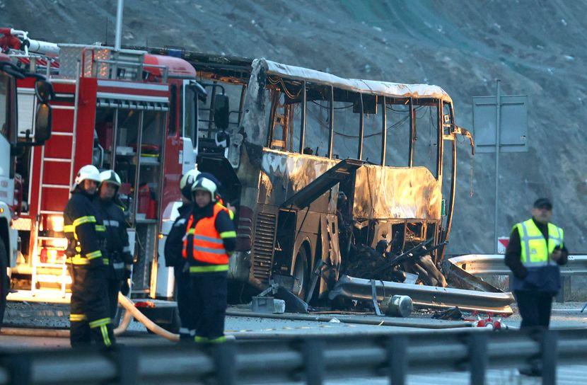 U sjevernomakedonskom autobusu, u kojem je poginulo 46 osoba, krijumčarili 30.000 vatrometa?