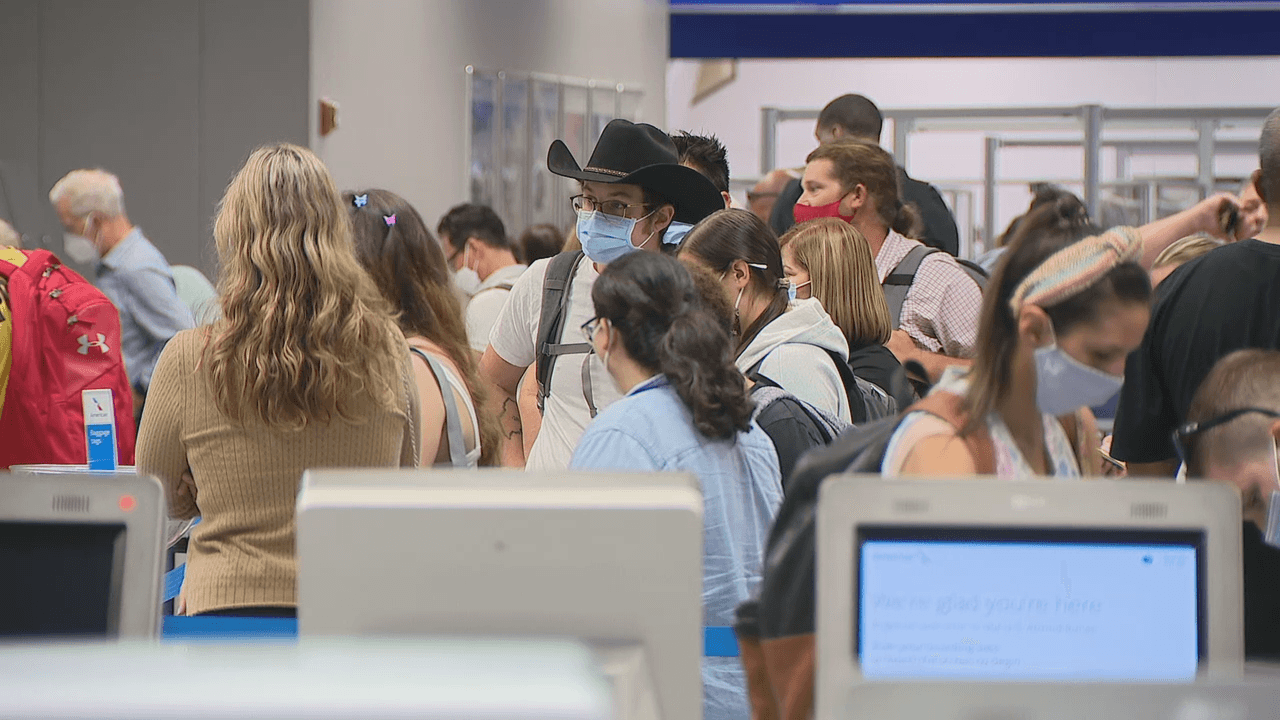 Strah od novog soja: Većina zemalja svijeta obustavila saobraćaj prema Africi