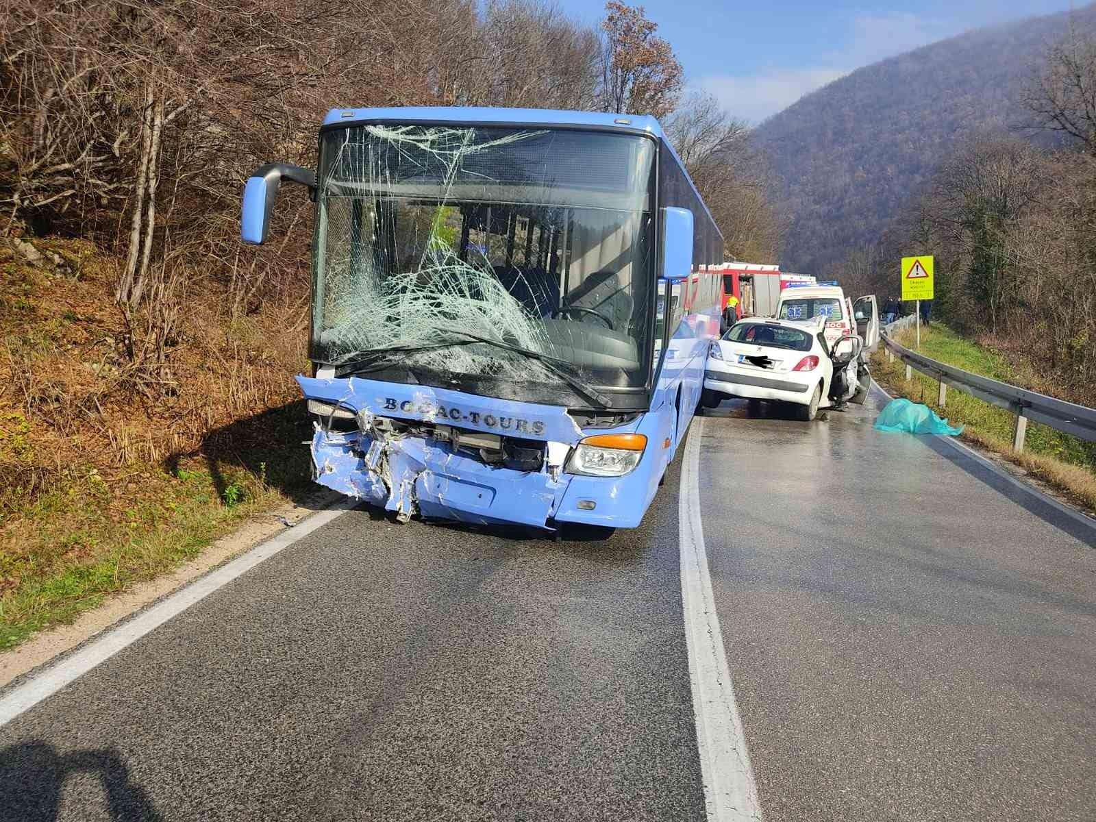 Potresne scene na mjestu nesreće - Avaz