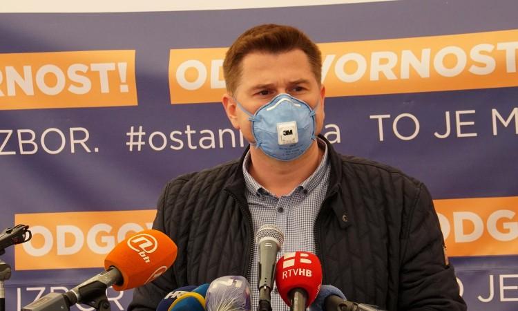 Skočibušić: Covid-potvrde će nam pomoći kontrolisati pandemiju, razmišljamo o uvođenju obavezne vakcinacije