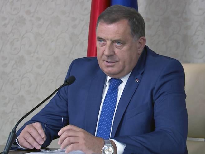 Dodik: Eliminisati glasanje "putem vreća", neka država plati građanima da dođu i glasaju