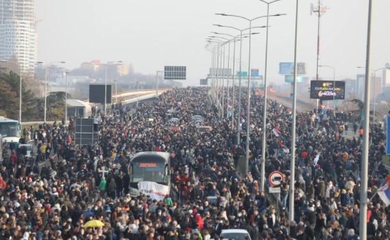 Odblokiran autoput: Završeni protesti u nekoliko gradova u Srbiji