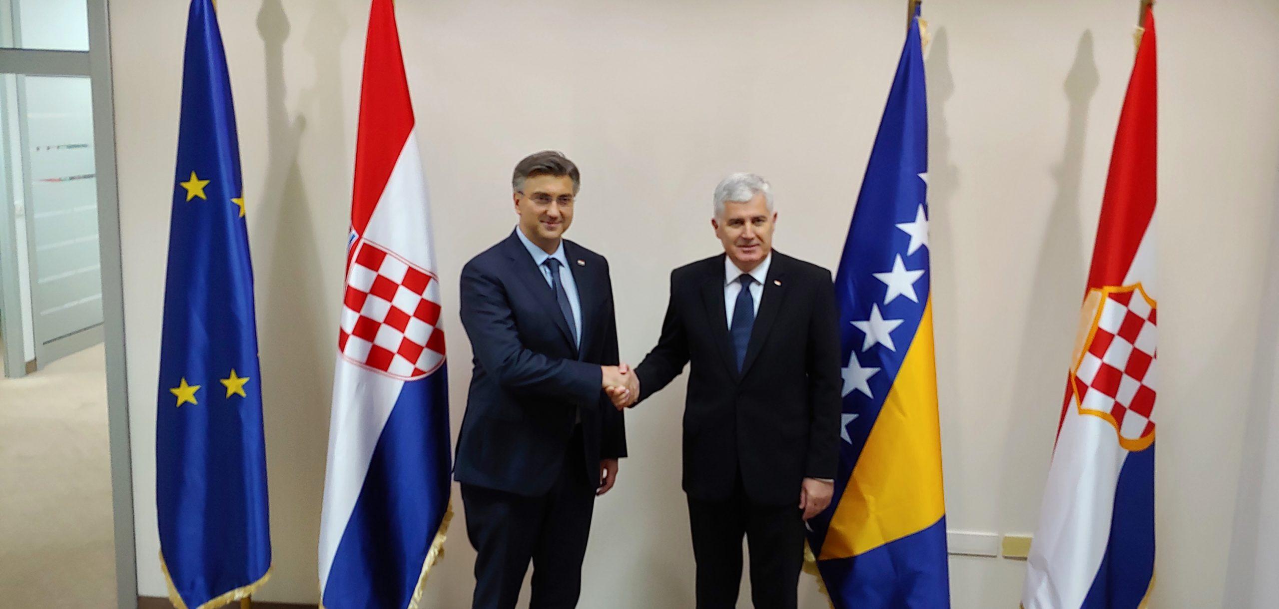 Plenković i Čović: Sa jednog od prethodnih sastanaka - Avaz