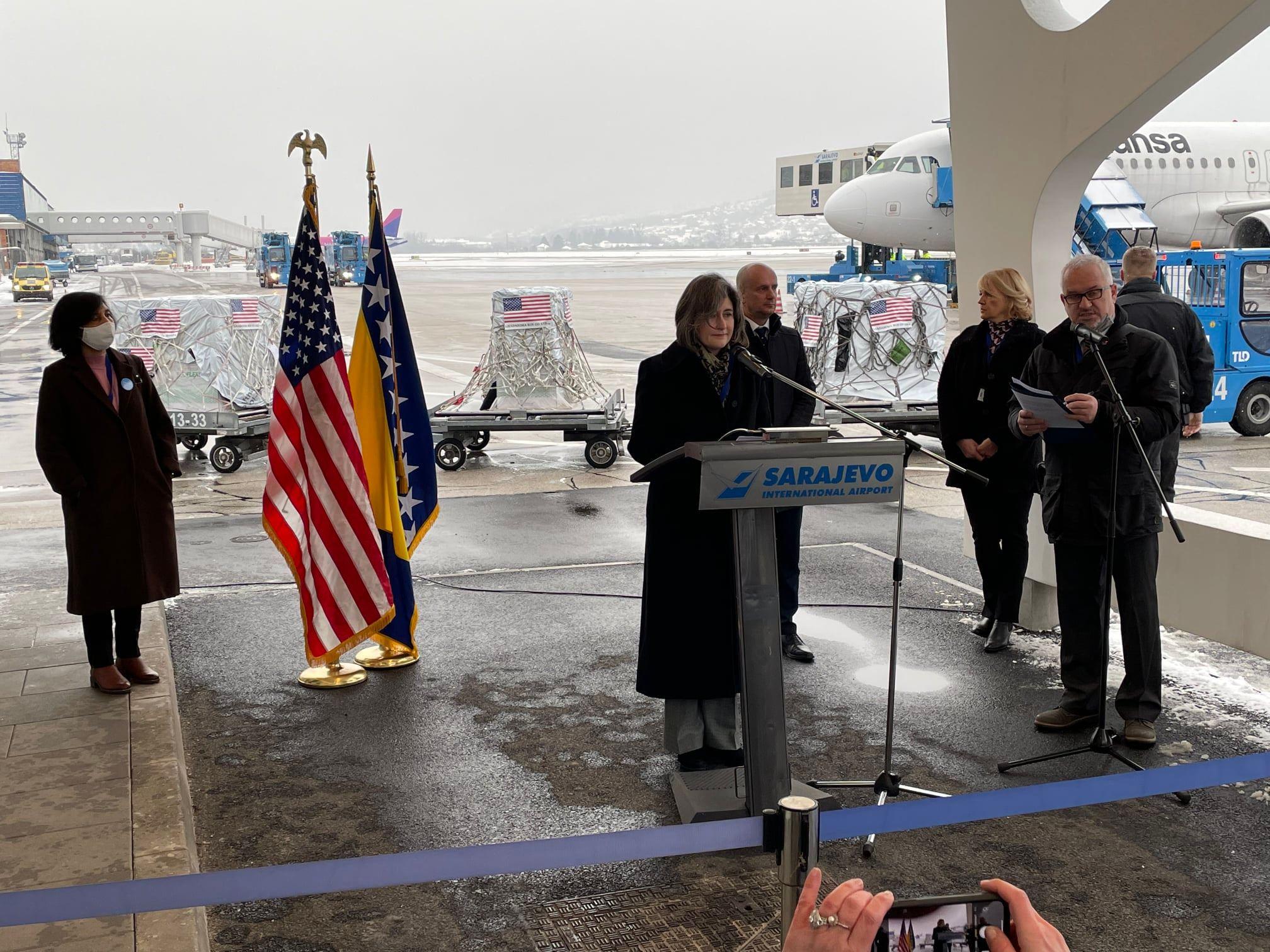 Vakcine pristigle na Međunarodni aerodrom u Sarajevu - Avaz