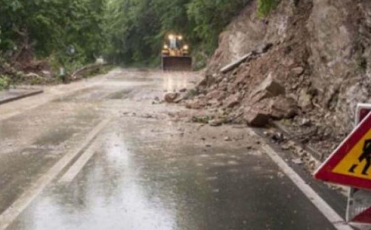 Učestali odroni na cestama - Avaz