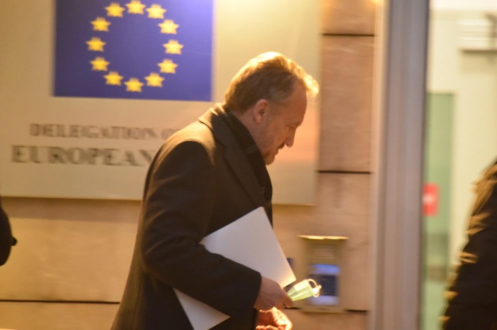 Bakir Izetbegović, predsjednik SDA, stigao u zgradu EU - Avaz