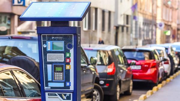 Mjesečna parking karta u užoj jezgri grada košta 150 KM