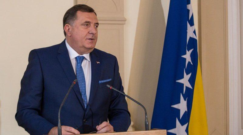 Dodik: Naši predstavnici mogu da učestvuju u radu institucija BiH, ali da se drže stava NSRS