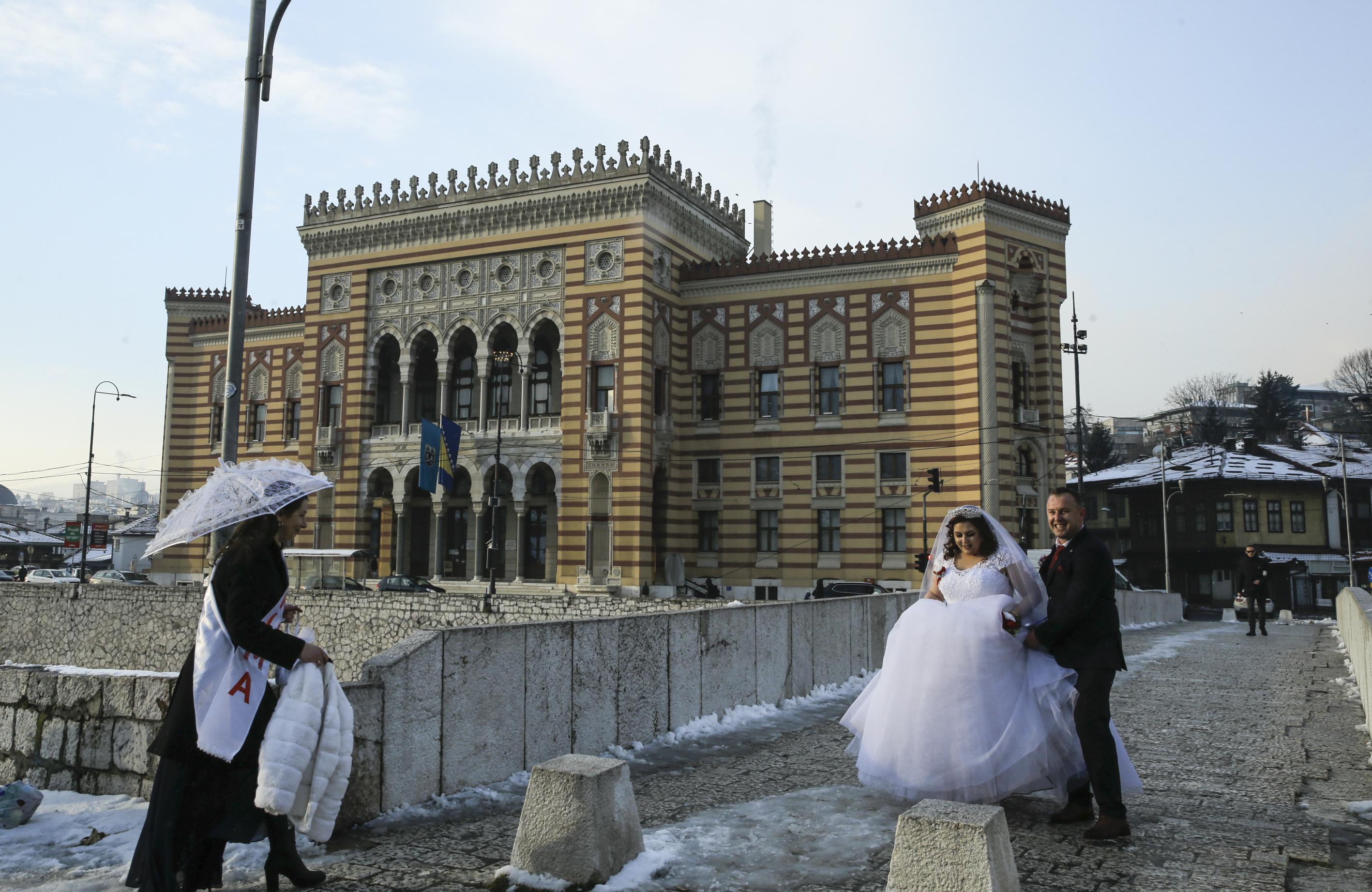 Sarajevska Vijećnica jedno od omiljenih mjesta za fotografiranje - Avaz