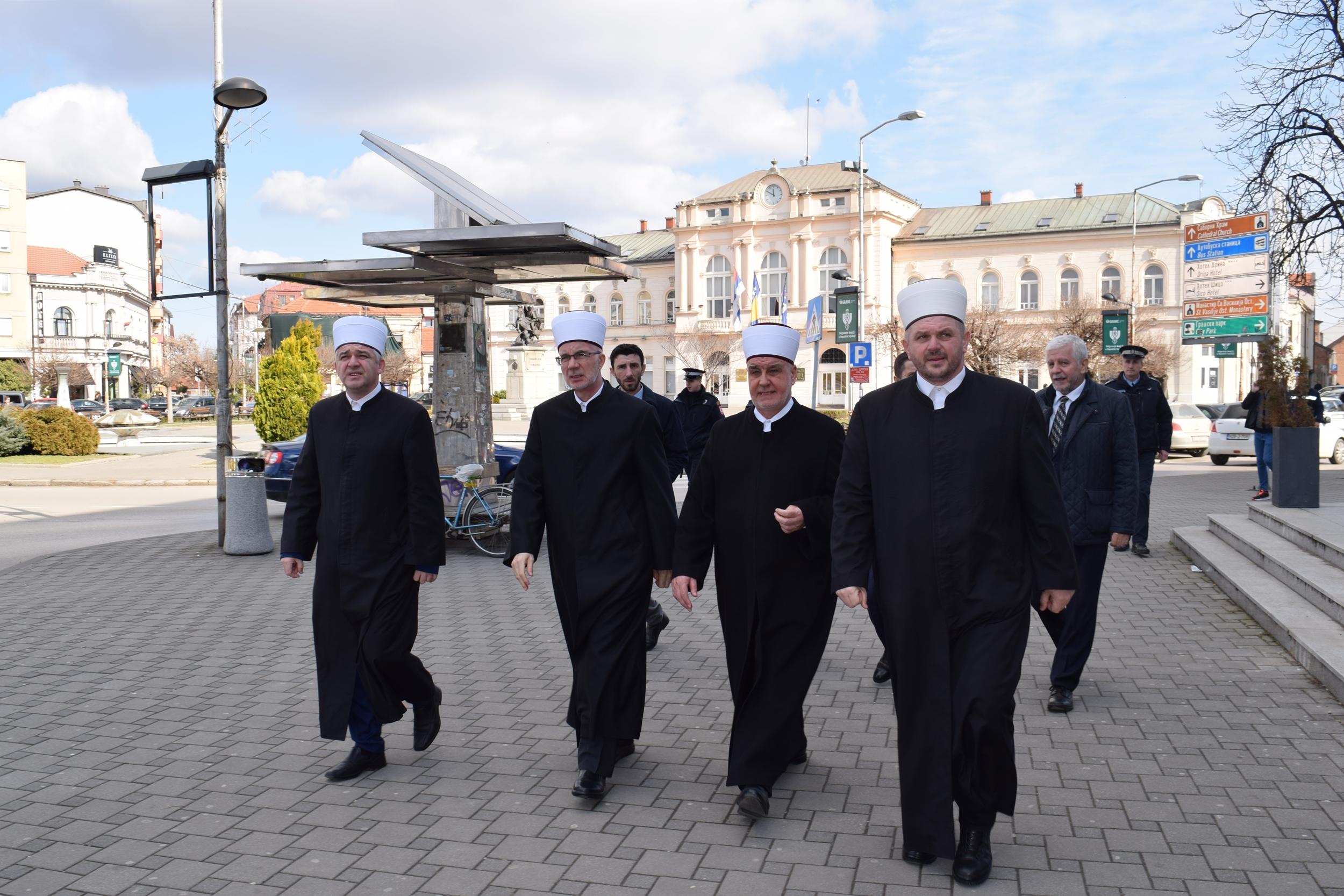 Reis Kavazović u Bijeljini i Janji: Čuvajte svoj identitet