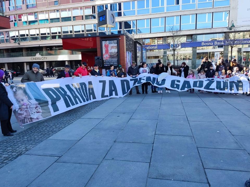 Sa protesta - Avaz