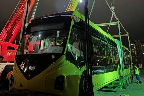 Prvi trolejbus stigao u Sarajevo - Avaz