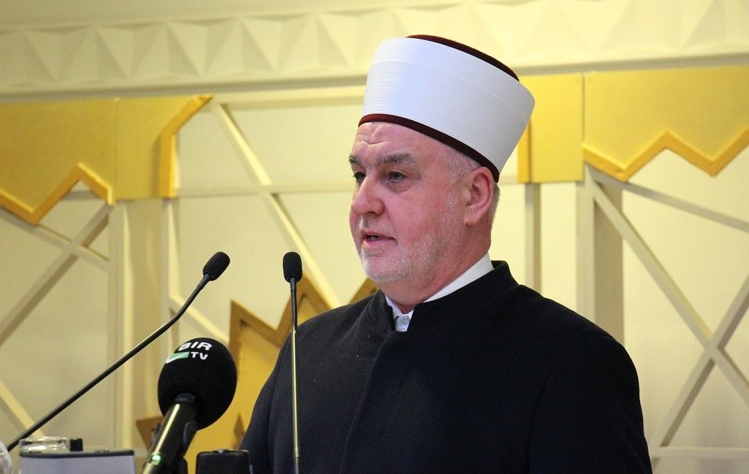 Reisu-l-ulema Islamske zajednice u Bosni i Hercegovini Husein-ef. Kavazović - Avaz