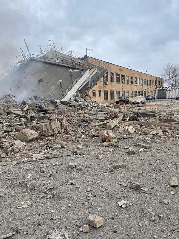 Pogledajte kako izgleda aerodrom nakon ruskog raketnog napada