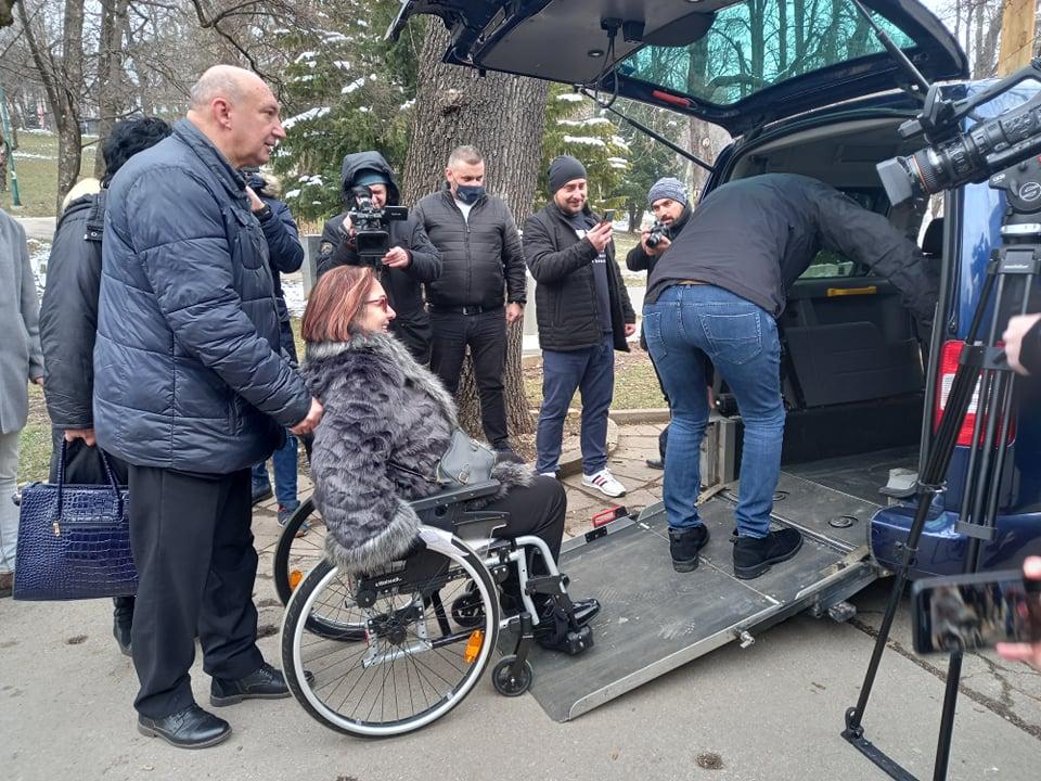 U Sarajevu otvoren prvi taxi servis za osobe sa invaliditetom