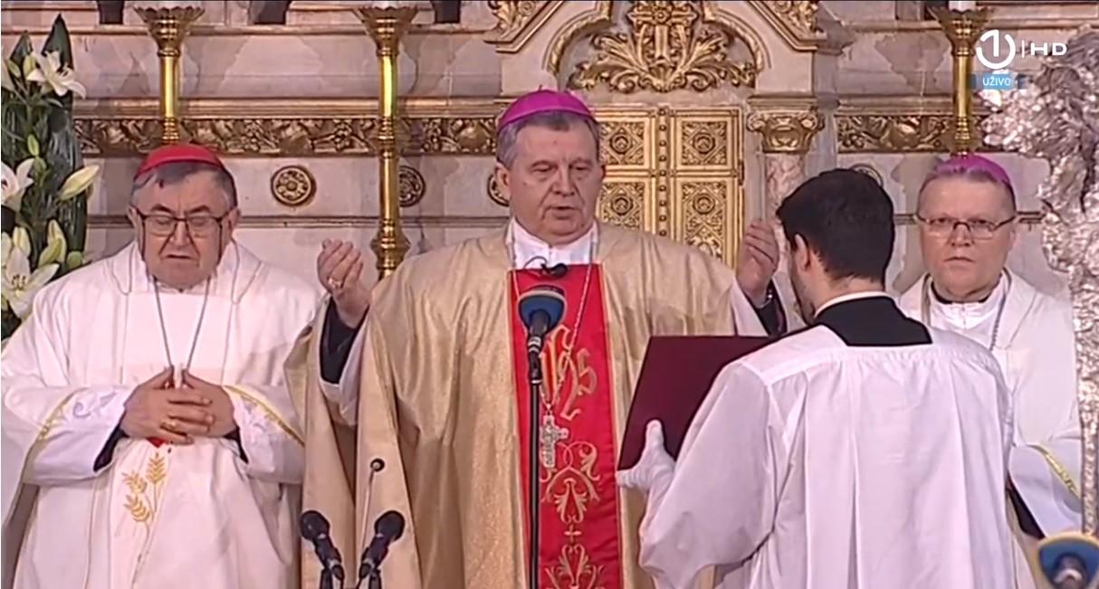 Fotografija sa liturgijskog predstavljanja Tome Vukšića - Avaz