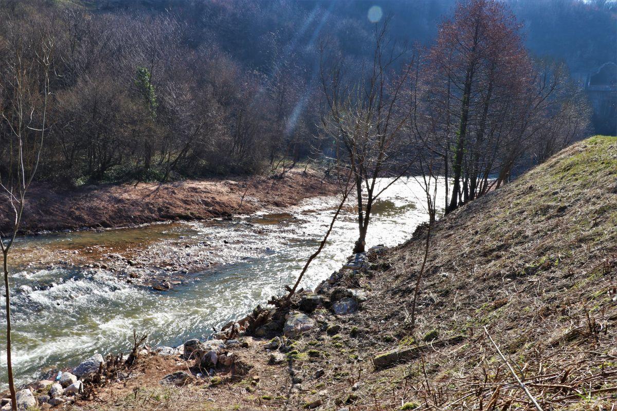 Uređene obale rijeke Miljacke, od Bentbaše do ušća Mošćanice - Avaz