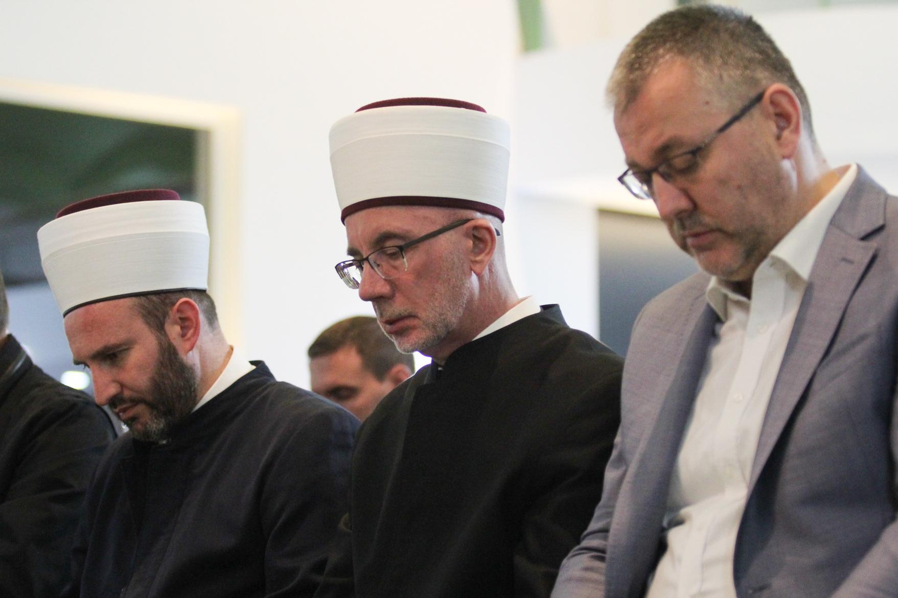 Teravih namaz predvodio Edin ef. Peštalić - Avaz