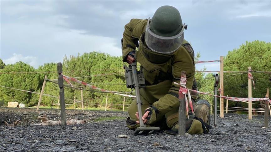 Azerbaijan's mine disposal teams continued to clear areas of landmines and live explosive devices in the Karabakh and neighboring regions - Avaz