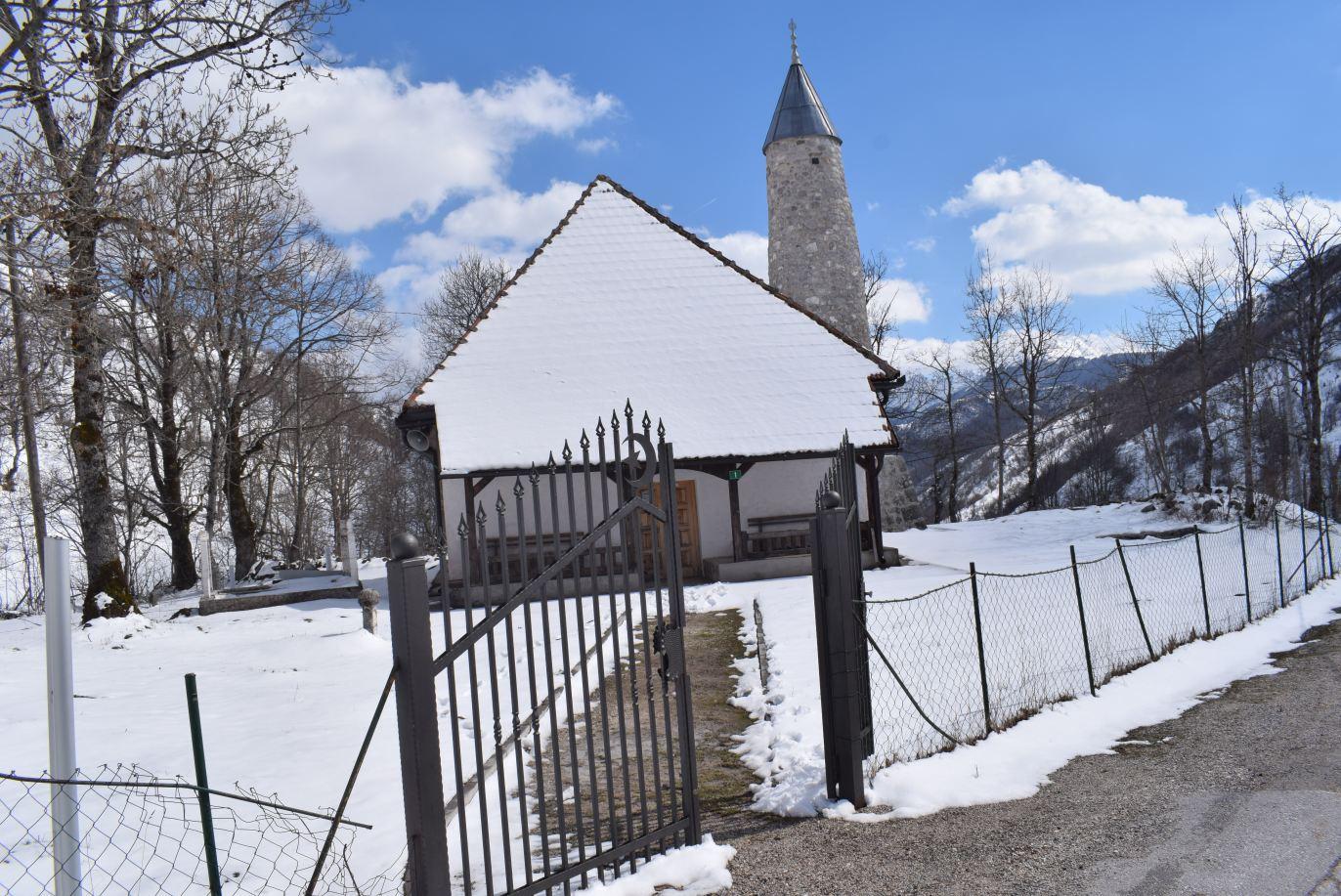 Džamija u Umoljanima - Avaz