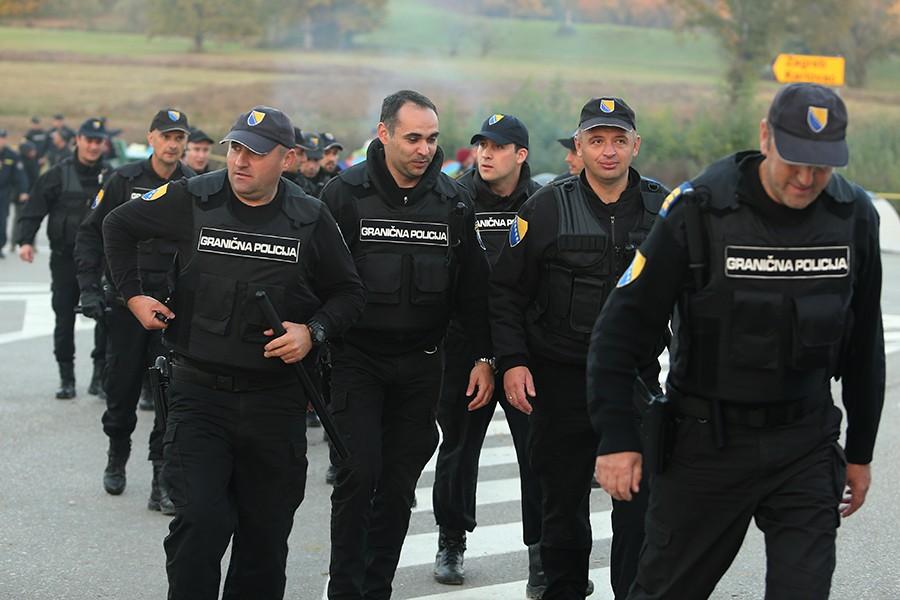 Granična policija BiH otkrila osam osoba prema potragama sudova i policije