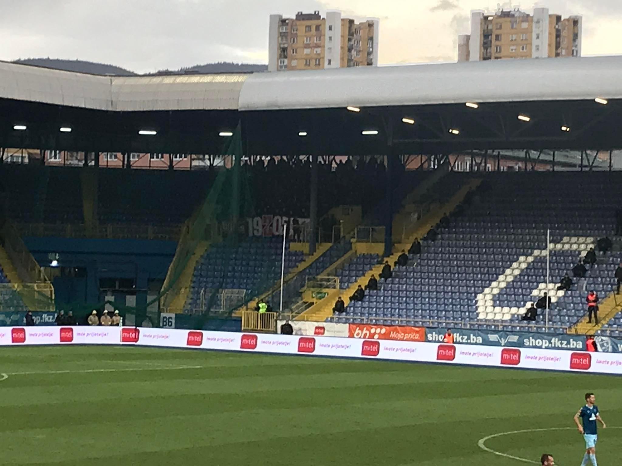 Navijači Zrinjskog ušli na stadion u finišu prvog dijela - Avaz