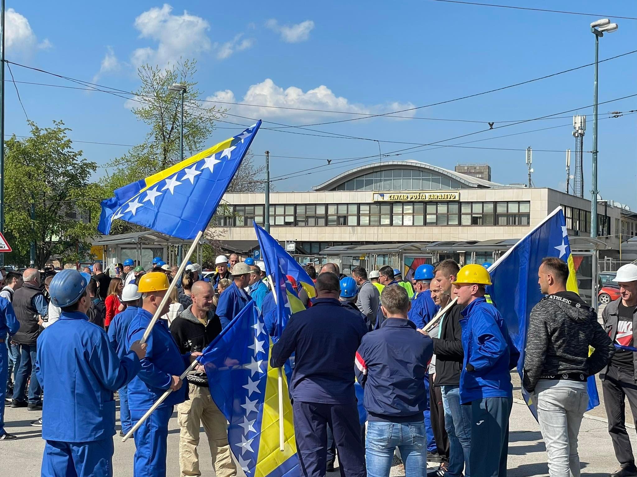 Na Željezničkoj stanici počelo okupljanje rudara