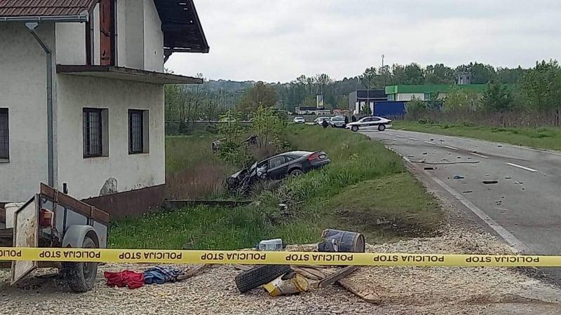 Poslije stravične nesreće kod Gradačca: Vozač Audija završio na Neuropsihijatriji