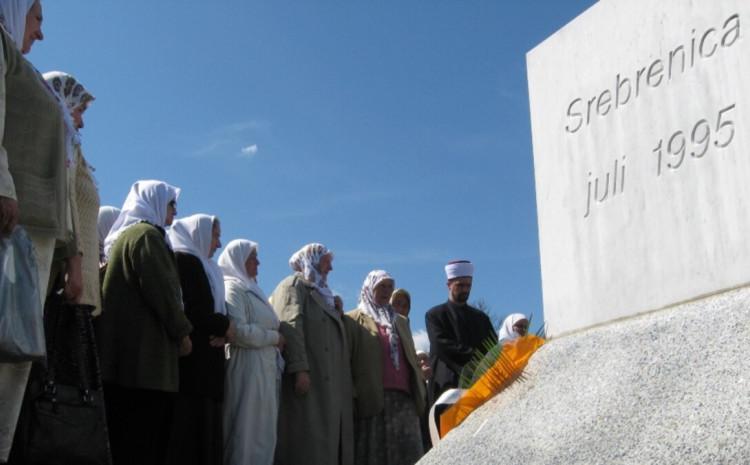 Udruženje žrtava i svjedoka genocida i Pokret majke enklava Srebrenica i Žepa - Avaz