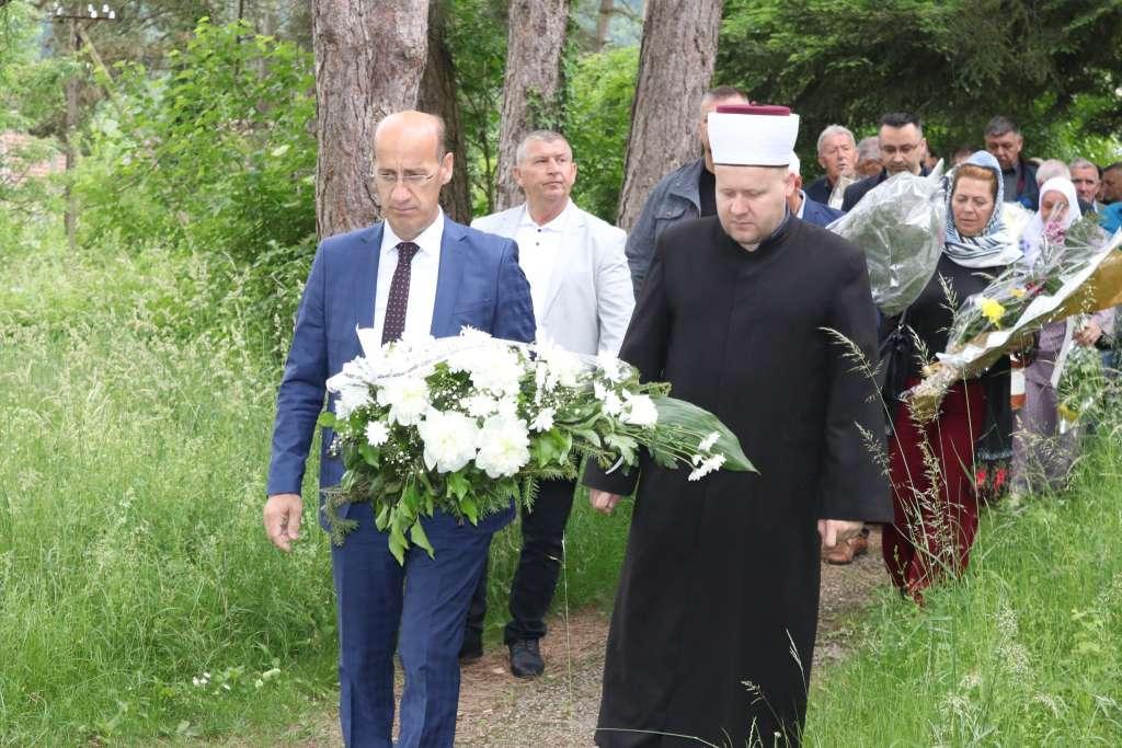 Obilježena 30. godišnjica zločina nad Bošnjacima Drinjače