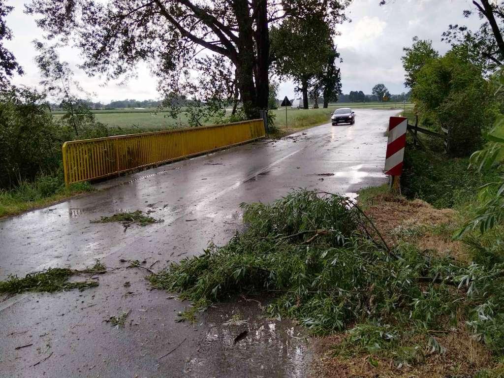 Tešanj zahvatilo olujno nevrijeme - Avaz