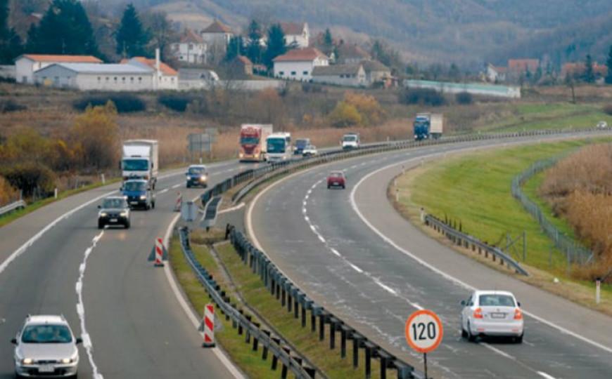 Saobraća se po suhom kolovozu - Avaz