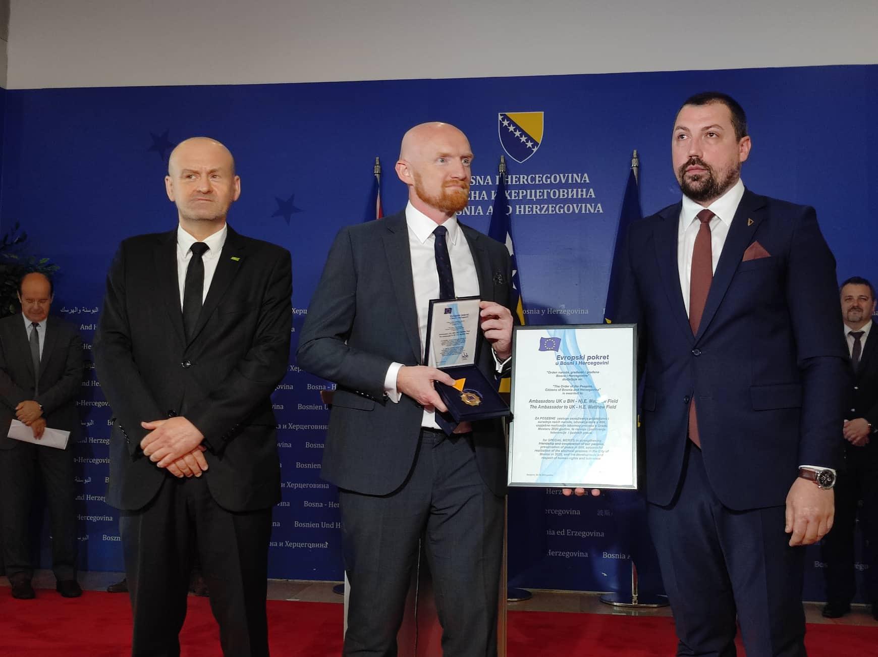 Ambasador Velike Britanije u BiH Metju Fild preuzeo orden - Avaz