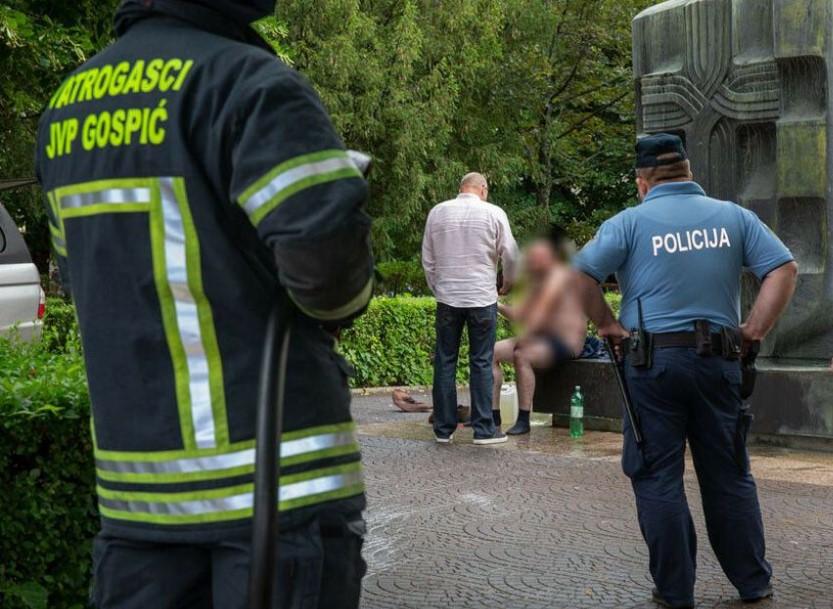 Muškarac se polio benzinom i prijetio da će se zapaliti