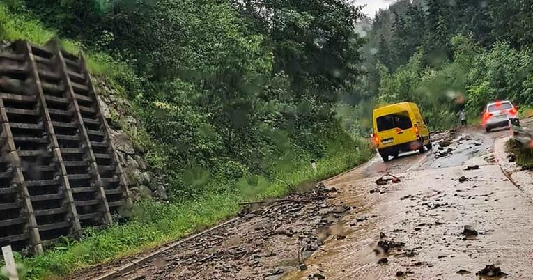 Nevrijeme u Sloveniji - Avaz