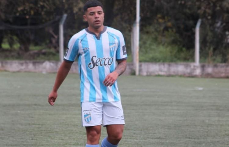 Argentina u šoku: Fudbaler Atletika preminuo u 21. godini