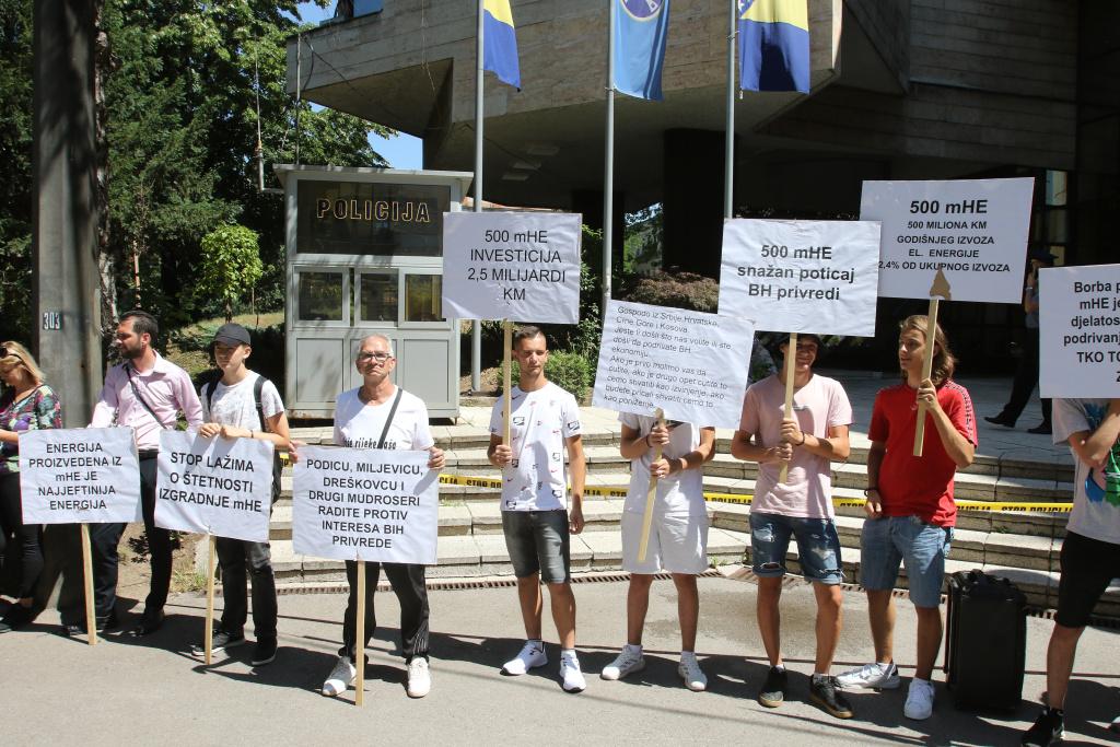 Sa današnjih protesta - Avaz