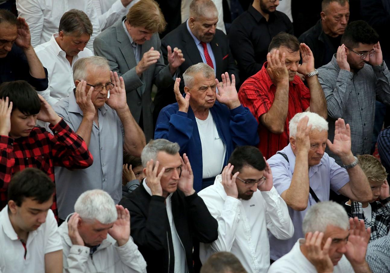 Bajram-namaz u Zagrebu - Avaz