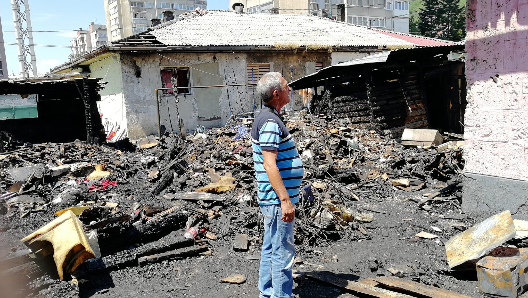 Dervo Sejdić obišao mjesto požara na Dolac Malti: Šestočlanoj porodici Tahirović hitno potreban smještaj