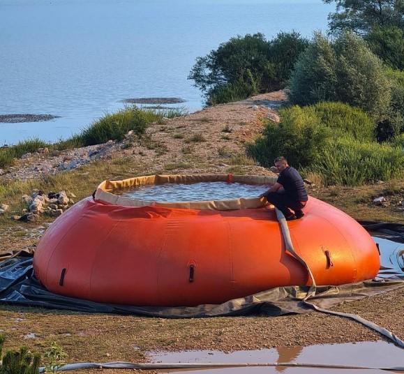 Uz helikopter, na Blidinje stigao i poseban bazen od Civilne zaštite RS-a