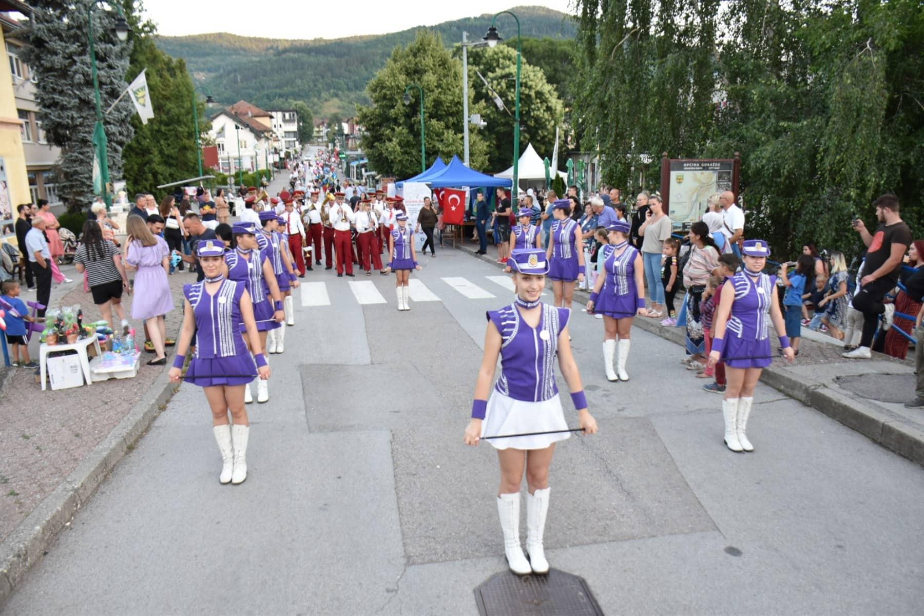 Mažoretkinja iz Kiseljaka - Avaz