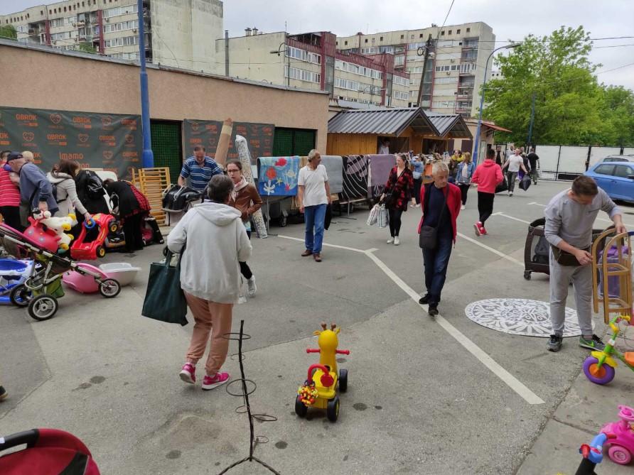 Pomozi.ba sutra organizuje humanitarni bazar: Prikupimo sredstva za pomoć siromašnima