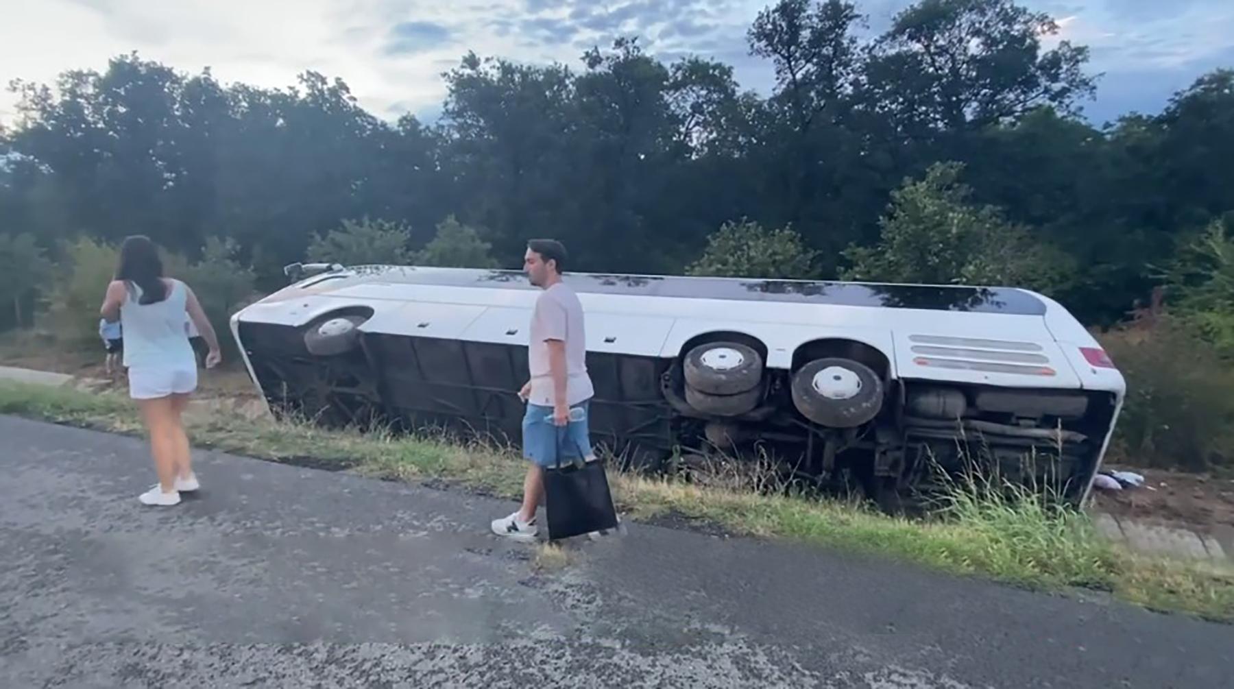 Vozaču autobusa koji se prevrnuo u Bugarskoj određen pritvor