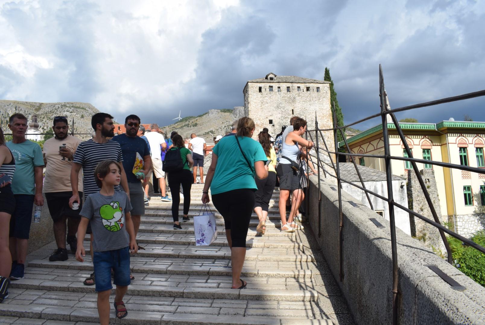 Vrše se posljednje pripreme za doček Lane Pudar u Mostaru - Avaz