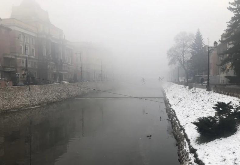 Kako za svega nekoliko mjeseci nastupa sezona zagađenosti zraka, ne treba gubiti vrijeme nego čim prije krenuti sa promjenama - Avaz