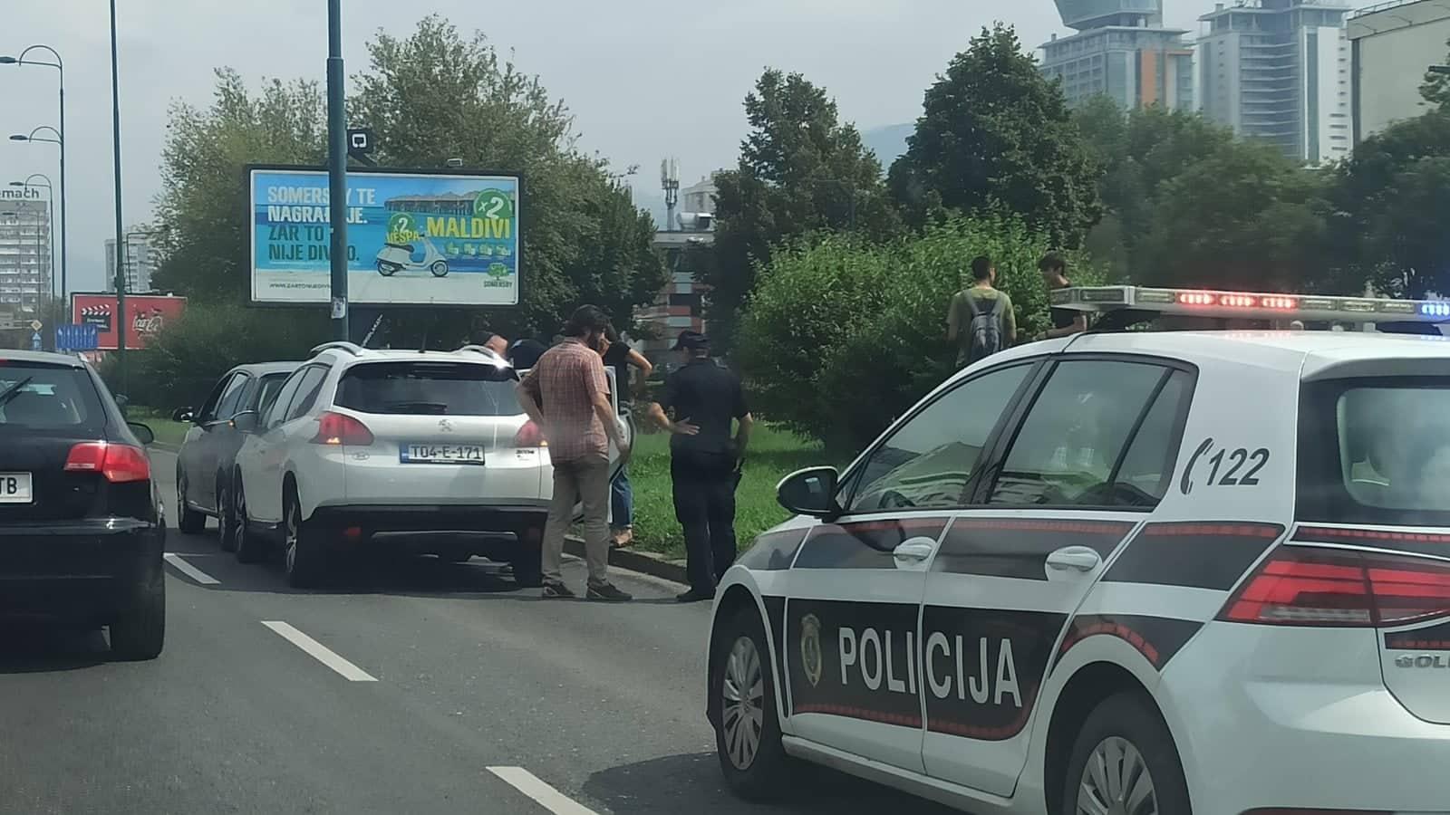 Saobraćajna nesreća dogodila se na Otoci - Avaz