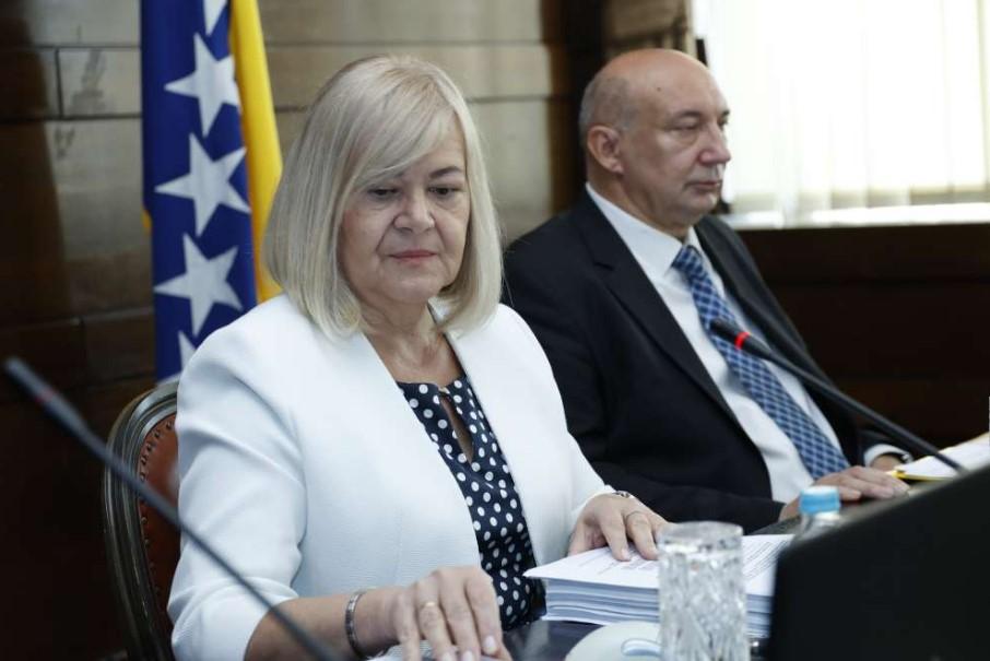 Usvojena informacija o epidemiološkoj situaciji: Evo gdje su obavezne zaštitne maske